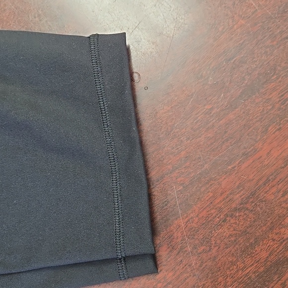 NWOT Lululemon Crop Capri Black Pants Black Size 20 - Picture 4 of 5